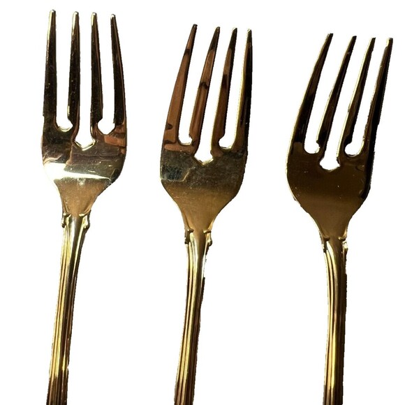 FB Rogers Golden Plated Electroplate American Chipendale 4 Forks Salad - Picture 4 of 15